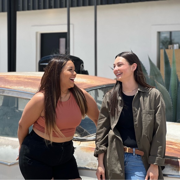 LIVE Beach Brands & more 4:32 am EST COME SAVE THE SHOW - Picture 3 of 10